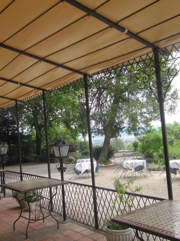 Hotel Le Castel du Mont Boisé Montboucher-sur-Jabron Exterior foto